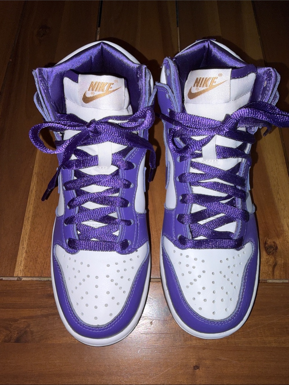 Nike Dunk High Top Sneakers in Purple & White Women’s 6 - Like New